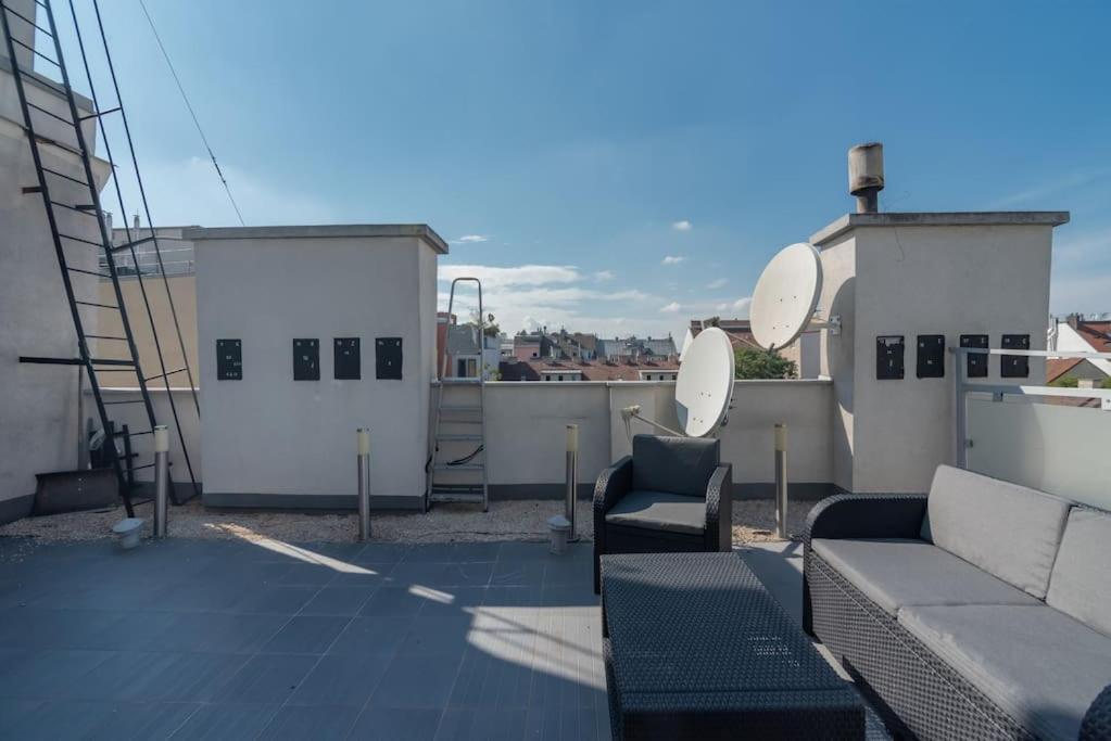 Апартаменты Grosse Terrasse, Klimaanlage Und U-Bahn Naehe Вена Экстерьер фото