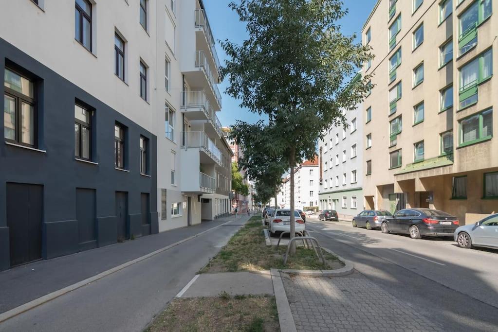Апартаменты Grosse Terrasse, Klimaanlage Und U-Bahn Naehe Вена Экстерьер фото
